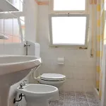Spacious Seaside Flat For Large Families * 比比翁