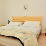 公寓 Spacious Seaside Flat For Large Families 比比翁