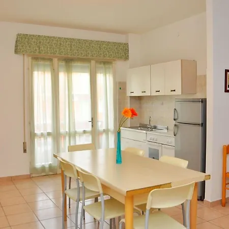 아파트 Spacious Seaside Flat For 7 Guests - Beahost 비비오네